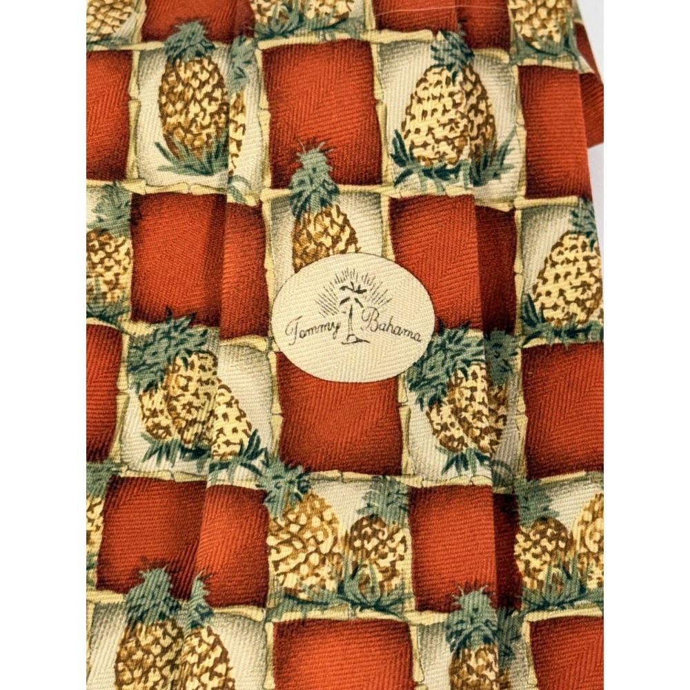 Tommy Bahama Multicolor Geometric Pattern Men's Silk Neck Tie Pineapple Theme